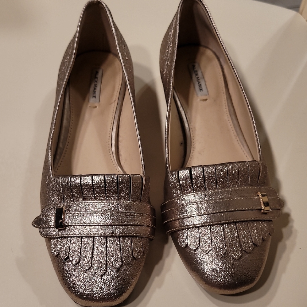 Alex Marie Gold Textured Loafers NWOT